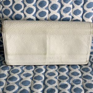 White leather Longchamp wallet